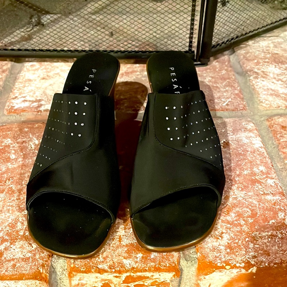 Black rhinestone bling mule